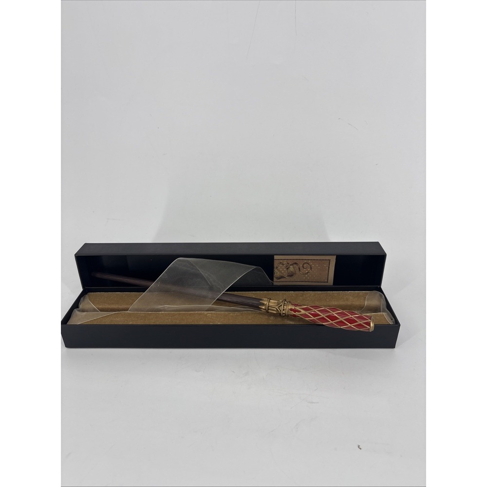 Harry Potter Interactive Wand Universal Studios 2nd Gen Brown/Red New in Box